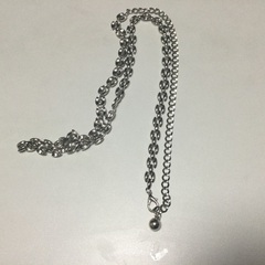 シルバーのネックレス②