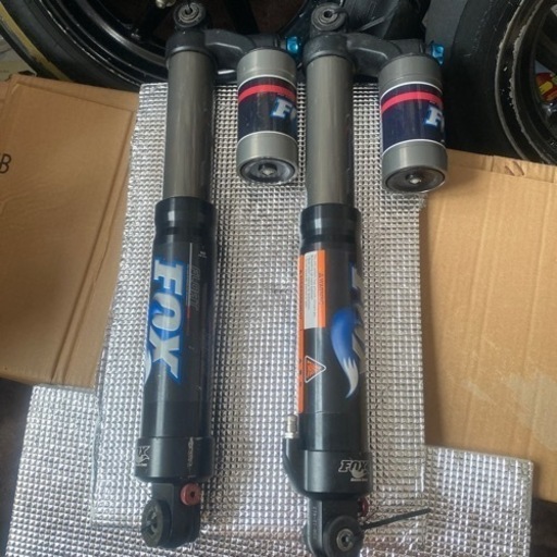 スノーモービル   FOX  エアサス