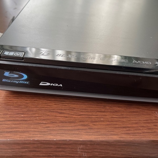 Panasonicパナソニックブルーレイレコーダー DMR-BWT500
