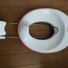 補助便座スタンド付きの画像