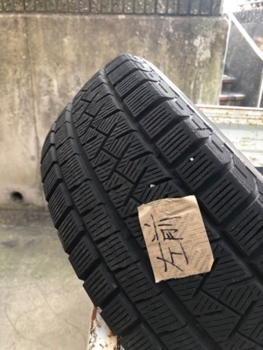 中古スタッドレス　ピレリー　195/65R15