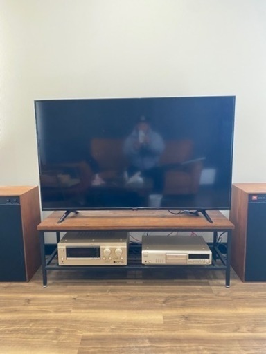 55インチTVとTV台　アイリスオオヤマ