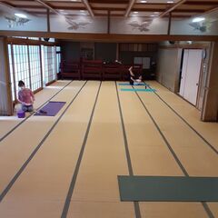 毎週土曜日15:00開催　ヨガサークル＠おおとり会館