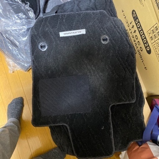 値下げ、アルファード30型後期　シート