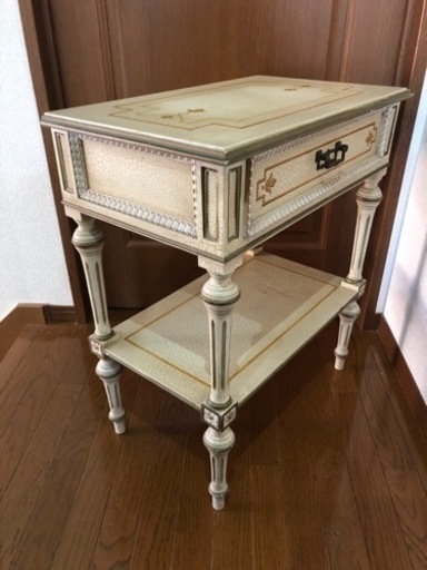 チェスト　アンティーク風