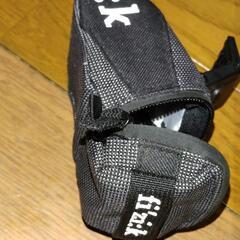 フィジーク　サドルバッグ中古