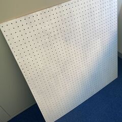 有孔パネル　DIYなどにおすすめ♪の画像