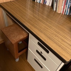 事務机の画像