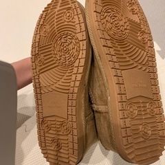 新品未使用　ムートンブーツ　23㎝の画像