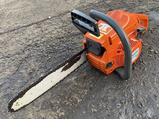 現物確認歓迎 初期不良やアフターケアも安心 動作品 ハスクバーナ Husqvarna　36.3cc 高出力 エンジン チェーンソー　e-series 137