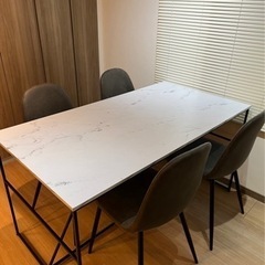 LOWYAダイニングテーブル椅子セット