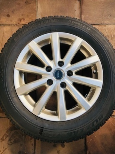 【調整中】ブリヂストン　スタンドレスタイヤ4本　205/60/R16