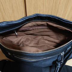 革製ショルダーバッグの画像