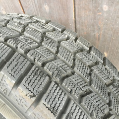 グッドイヤー バリ山 アイスナビ7 2021年製　2本195/65R15 スタッドレス　プリウス　ノアの画像