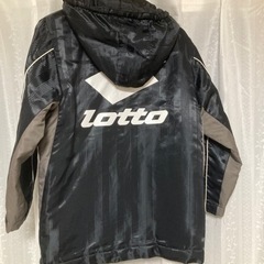 【決まりました】ベンチコート　lottoサイズ140