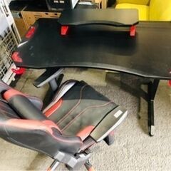 ゲーミングチェアとデクスセット　配送可能
