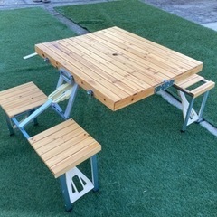 ピクニックテーブルの画像