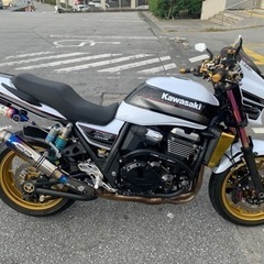 2012年式ZRX1200DAEG(カスタム車)