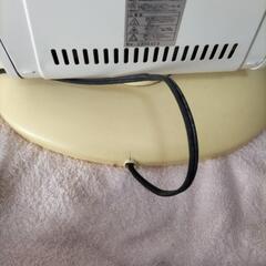 値下げします。カーボンヒーターです!の画像