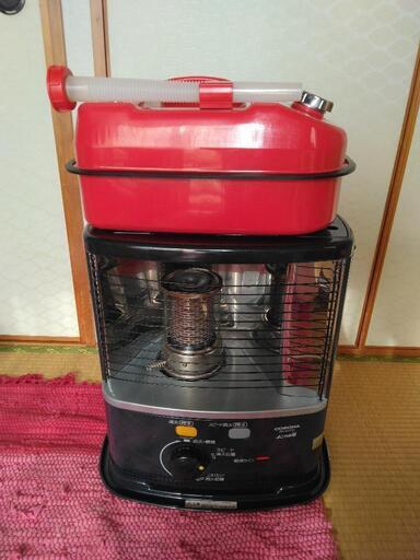 灯油ストーブ　灯油用容器