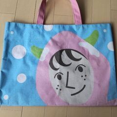 オフロスキーの手提げバッグ