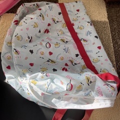 【100円】お姫様テントの画像