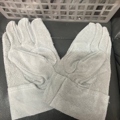 革手　１双　手袋　在庫あります　の画像