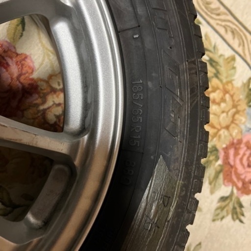 TOYOスタッドレスタイヤ室内保管イボ付バリ山