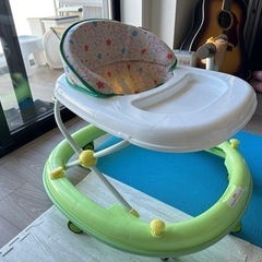 smart angleの歩行器「エンジョイウォーカーステップ」の画像