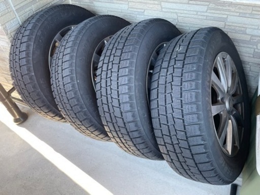 195/65R15 スタッドレスタイヤ4本セット(ホイール付き)