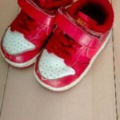 NIKE adidas　西松屋　キッズ　スニーカー　4足の画像