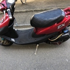 人気の赤のZX❣️中々出てこない希少価値😁の画像
