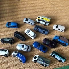 トミカ　まとめて　19台の画像