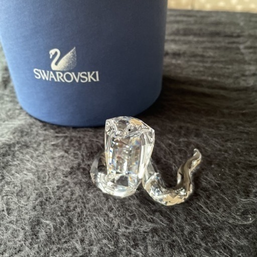 スワロフスキー廃盤品！　コブラ！