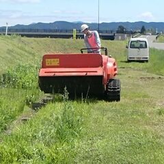 除雪　造園スタッフ⛄除雪·助手·砂巻·4トンダンプ運転手💰8000スタート👷年間仕事あります😅働きやすい現場です🧑‍🔧経験者·資格·経験·作業態度で決めます😄の画像