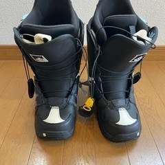スノーボードブーツ