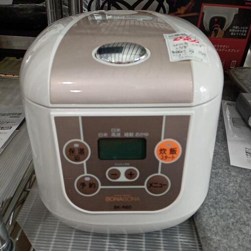 ★【シーシーピー】炊飯器　炊飯ジャー　2022年製❗　3.5合　取説あり　(BK-R60-WH)【店頭販売のみ】