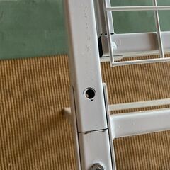 ホワイト　シングルベッド　フレーム　訳アリの画像