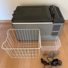 ☆小型冷凍冷蔵庫！12/24V &100Vで使えます！