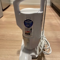 布団用掃除機（アイリスオーヤマ）の画像