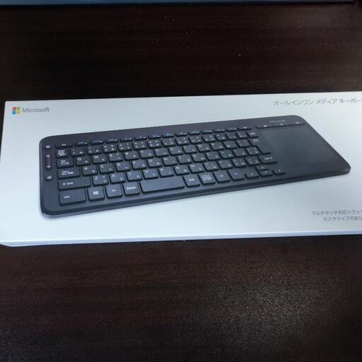 マイクロソフト　トラックパッド付きキーボード