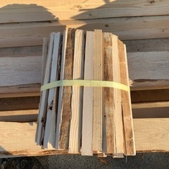 在庫あります　薪ストーブ、キャンプに　【乾燥済み】在庫ありますの画像