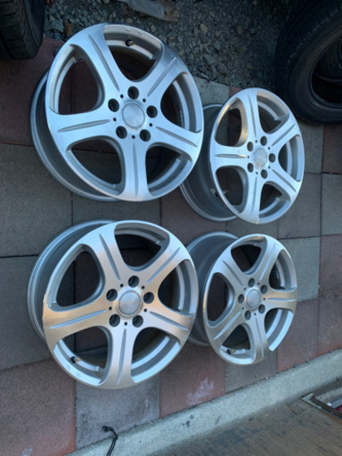 16インチアルミホイール　7j オフセット38   5H114.3