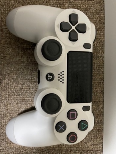 「PlayStation®4 グレイシャー・ホワイト 500GB CUH-2100AB02」