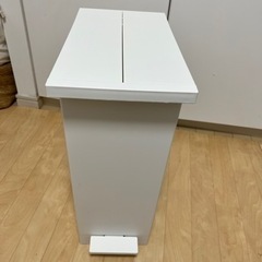 【受付終了】KEYUCA 27L ペダル式ゴミ箱　丸洗い済みの画像