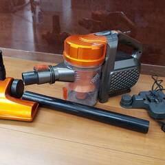 【和歌山市六十谷】小型掃除機を譲ります
