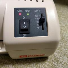 ラミネーター 数回のみ使用 A4サイズまで対応の画像