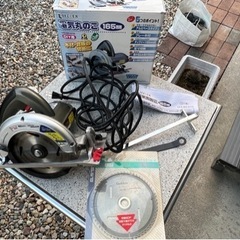 電動まるノコギリ‼️１６５mm‼️使用頻度　小‼️替え刃付き