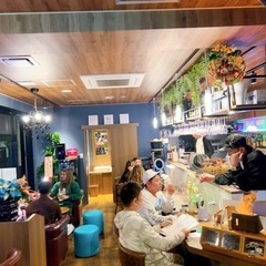 那覇市松山に新しく Openしたばかりのお洒落な ルーフトップBARスタッフ募集です✨の画像