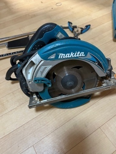 マキタ　マルノコとマルノコガイドのセット